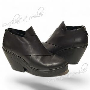 Eileen Fisher COSMOS 100% Leather platform wedge ankle boots booties size 7M